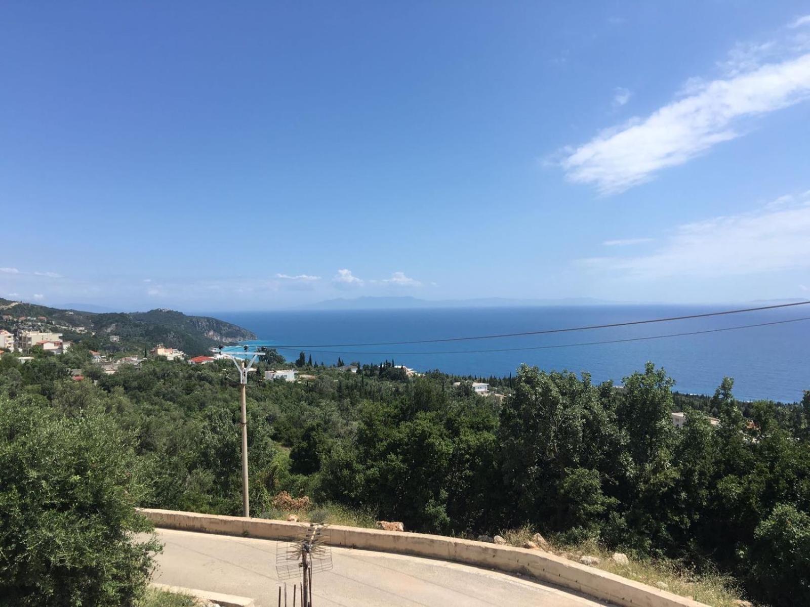 Salt Life Hotel Dhërmi Екстериор снимка