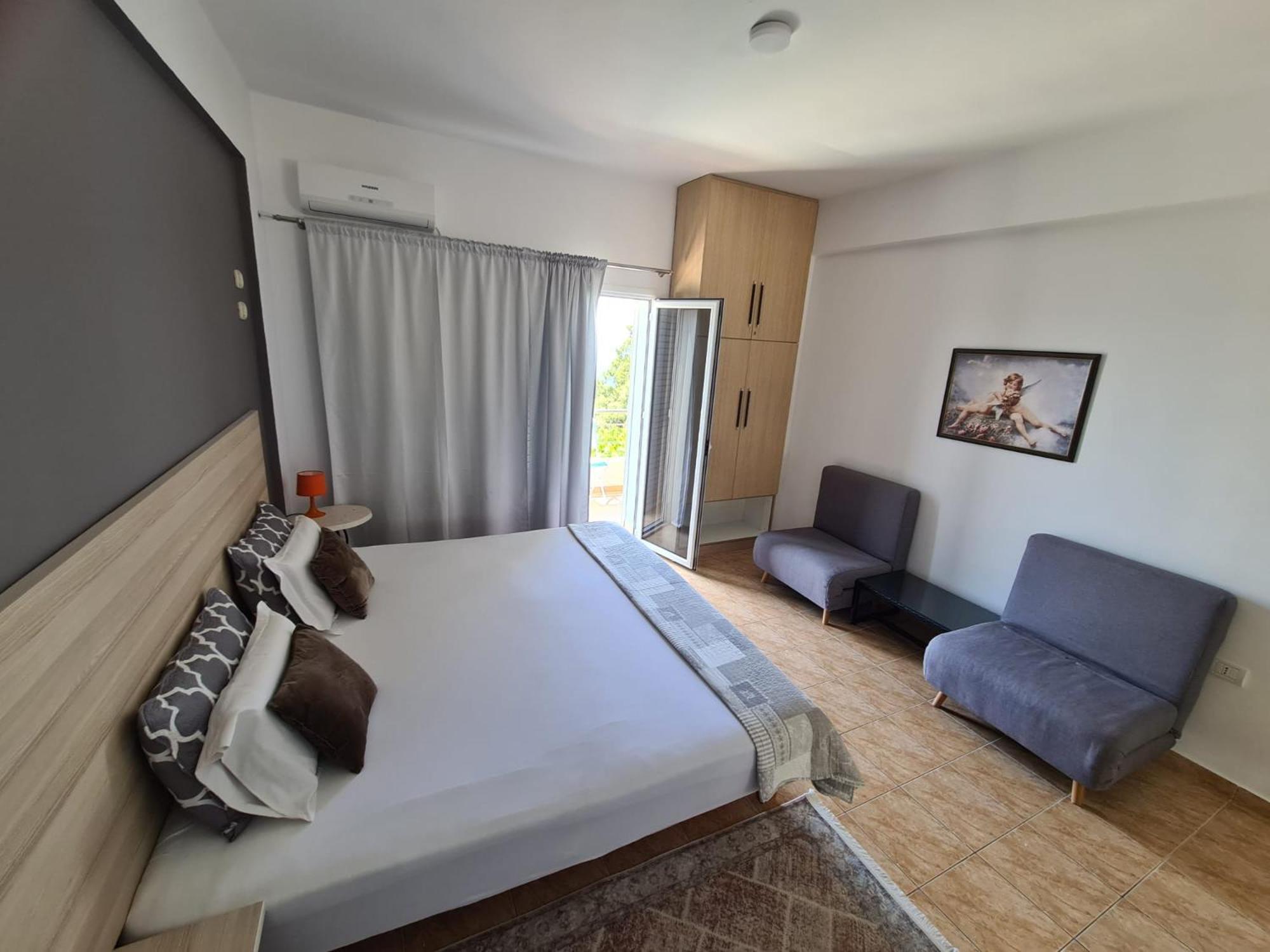 Salt Life Hotel Dhërmi Екстериор снимка