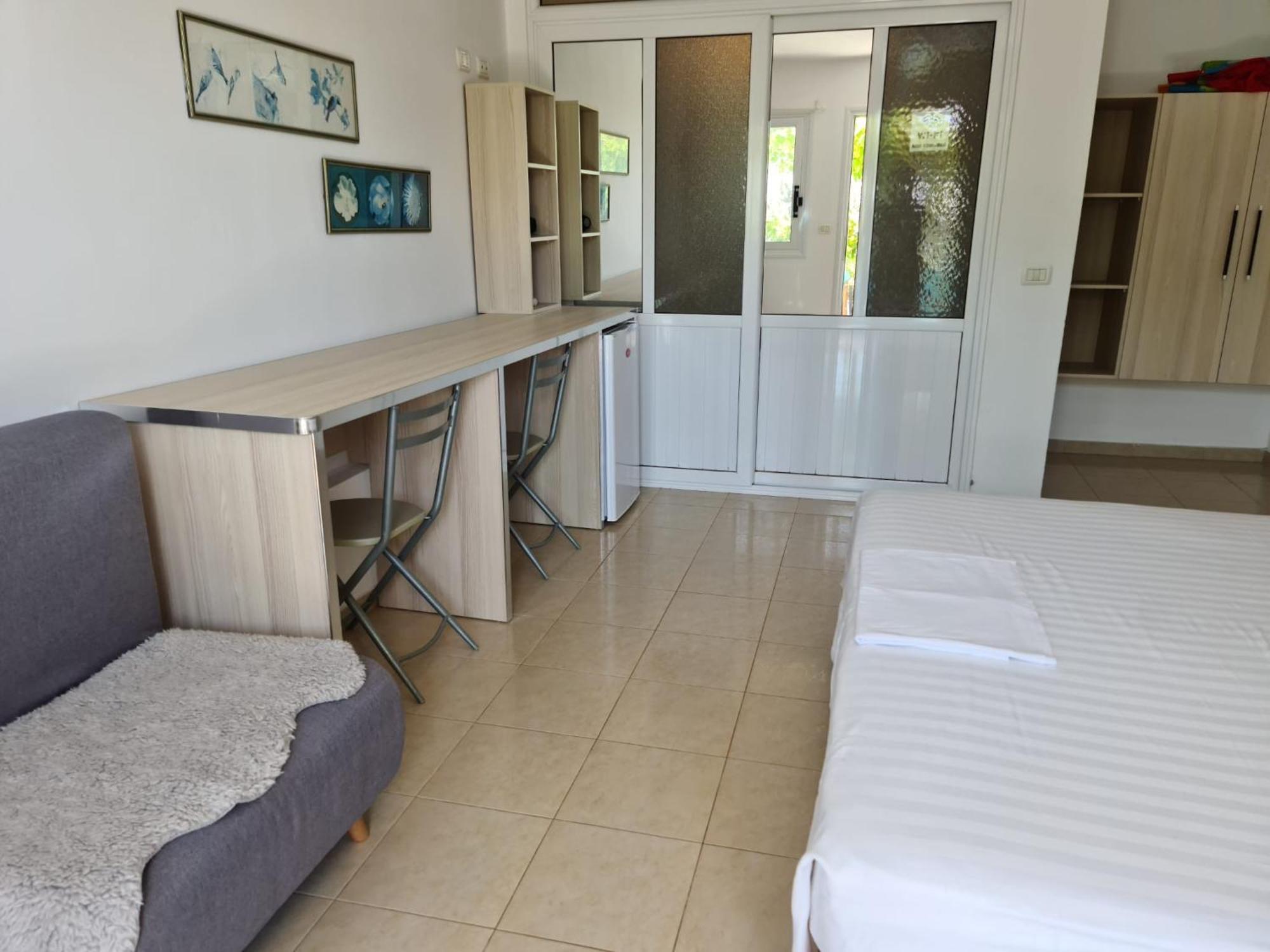 Salt Life Hotel Dhërmi Екстериор снимка