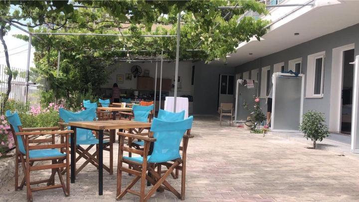Salt Life Hotel Dhërmi Екстериор снимка